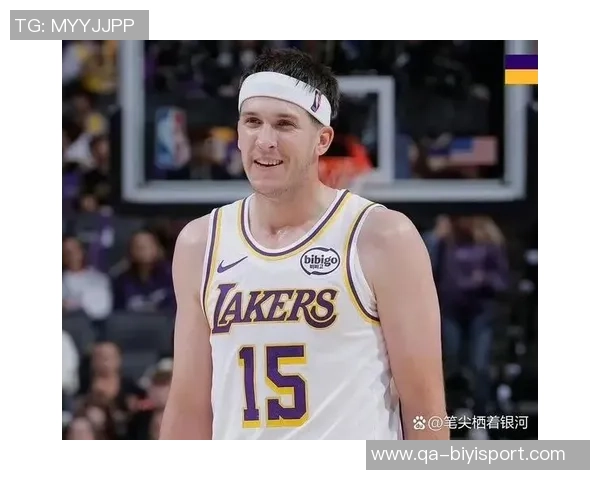 湖人阵容捉襟见肘仅剩十人出战背靠背对抗开拓者三名双向合同球员参战 湖人阵容捉襟见肘仅剩十人出战背靠背对抗开拓者三名双向合同球员参战